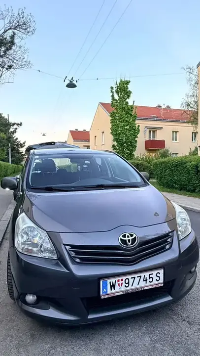 Toyota Verso 2009 photo 3