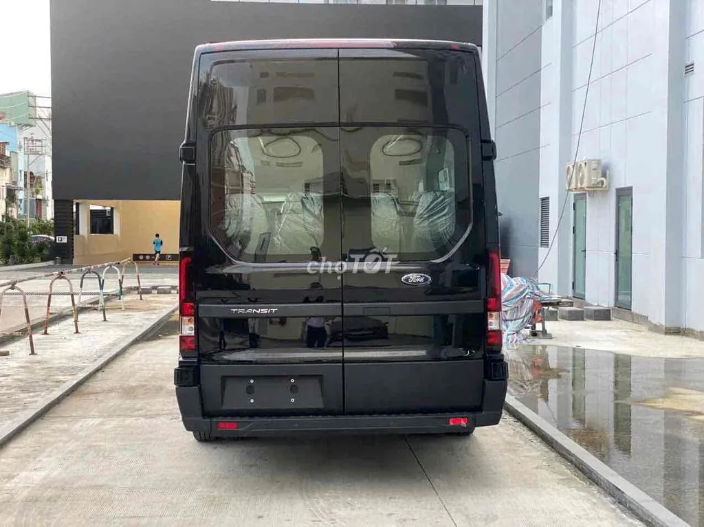 Ford Transit 2025 photo 3