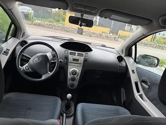Toyota Yaris 2008 photo 5