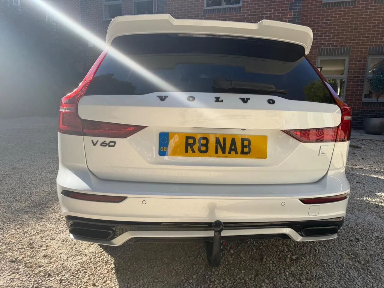 Volvo V60 2021 photo 3