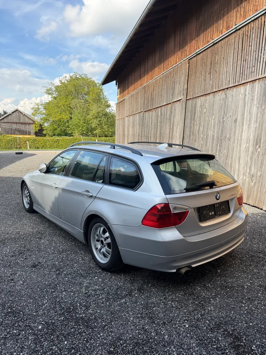 BMW 3 Series 2006 photo 3