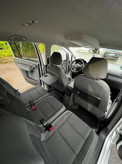 Volkswagen Touran 2012 photo 5