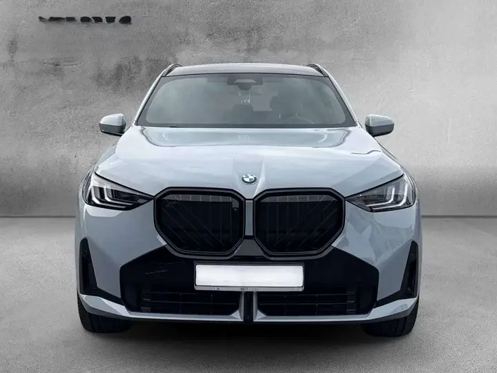 BMW X3 2024 photo 2
