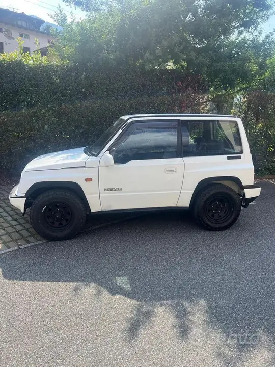 Suzuki Vitara 1991 photo 3