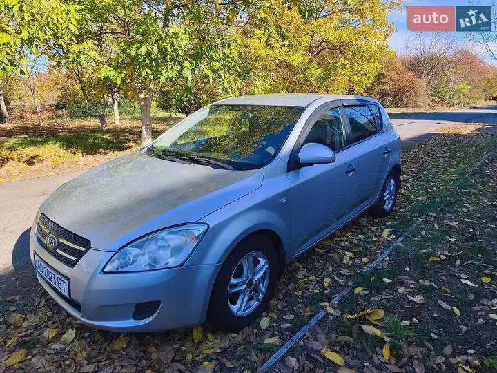 Kia Ceed 2008 photo 2