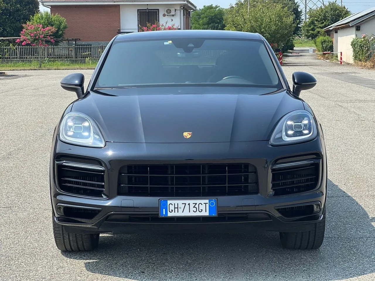 Porsche Cayenne 2021 photo 2