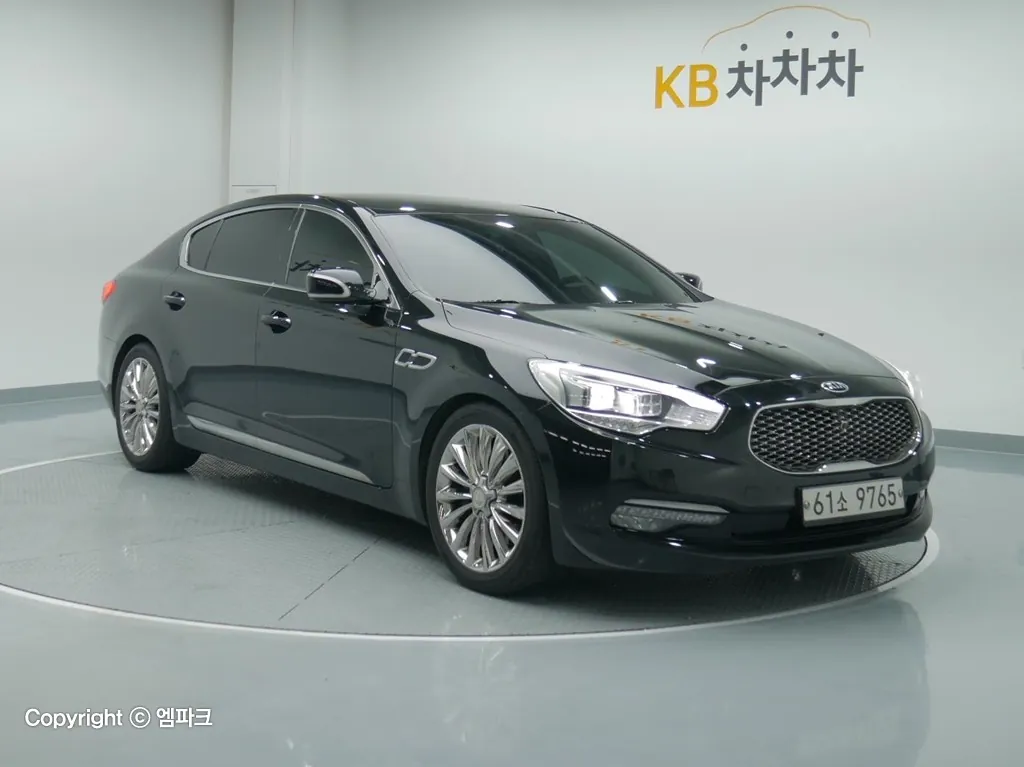 Kia K9 2014 photo 4