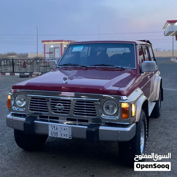 Nissan Patrol 1992 photo 2