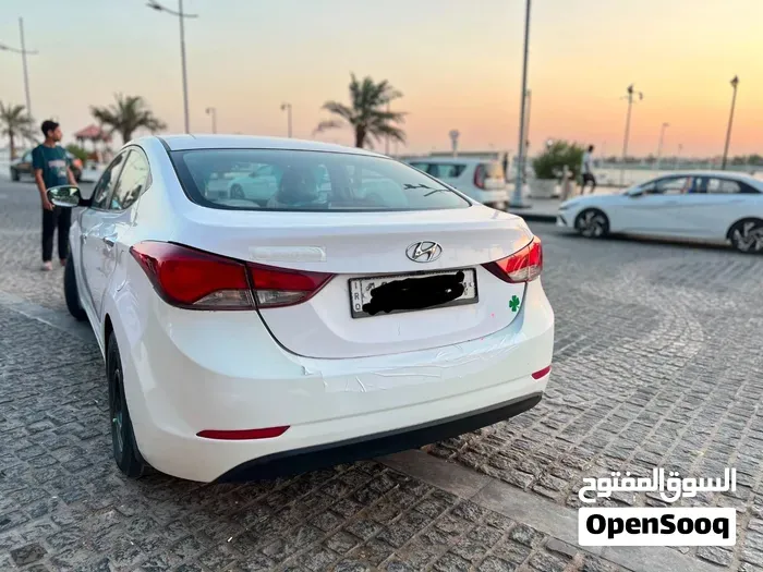 Hyundai Elantra 2015 photo 4
