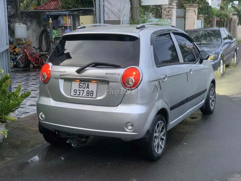 Chevrolet Spark 2010 photo 2