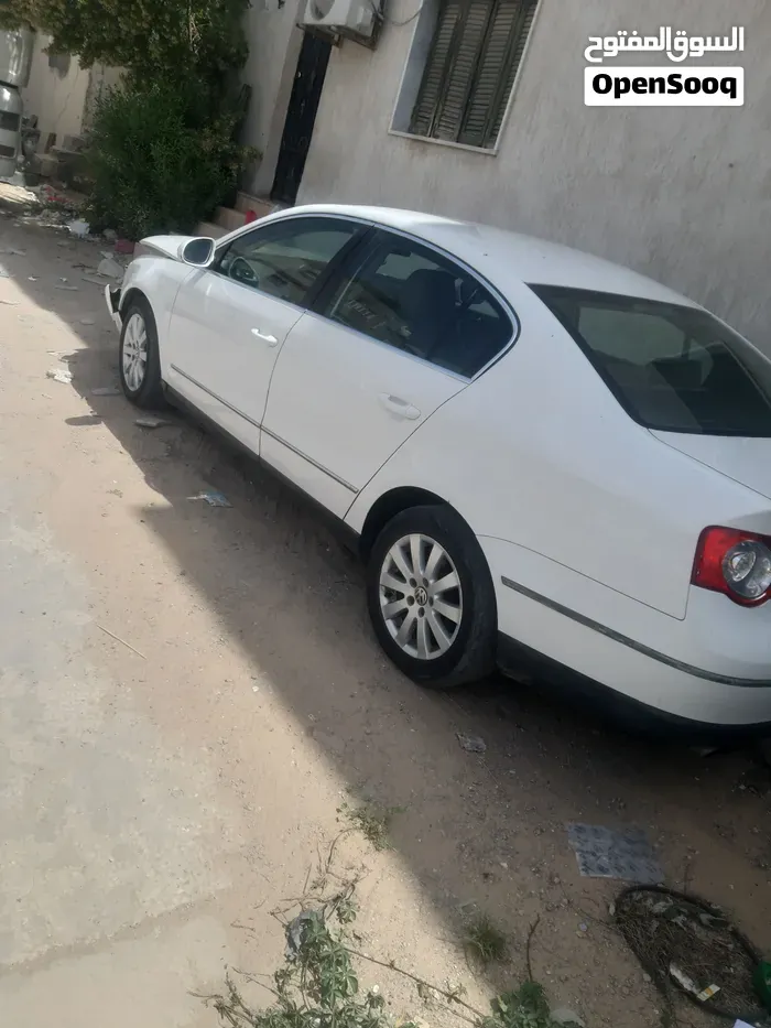 Volkswagen Passat 2009 photo 2