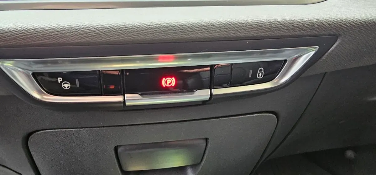 Citroen Grand C4 Picasso 2016 photo 3