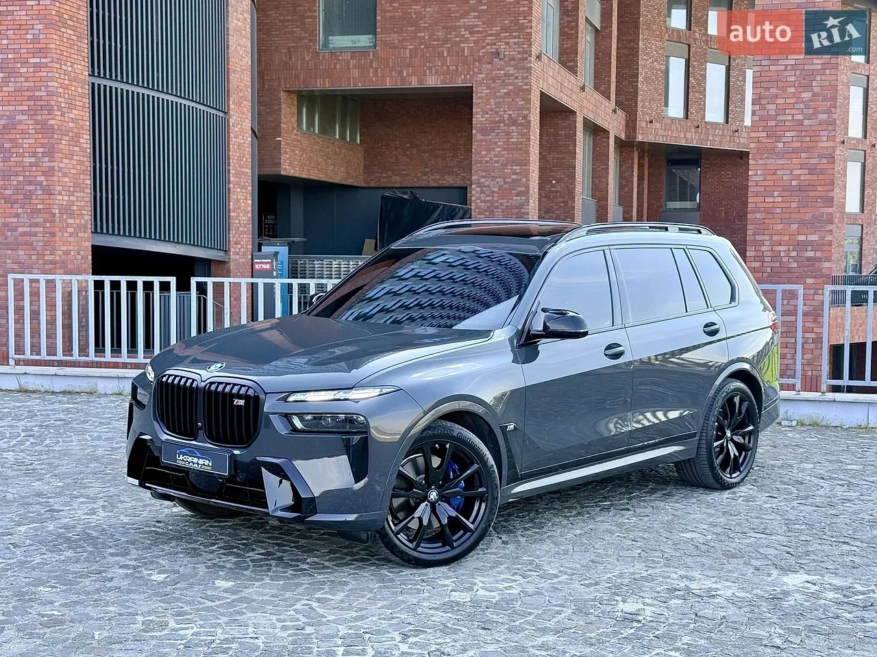 BMW X7 2025 photo 4