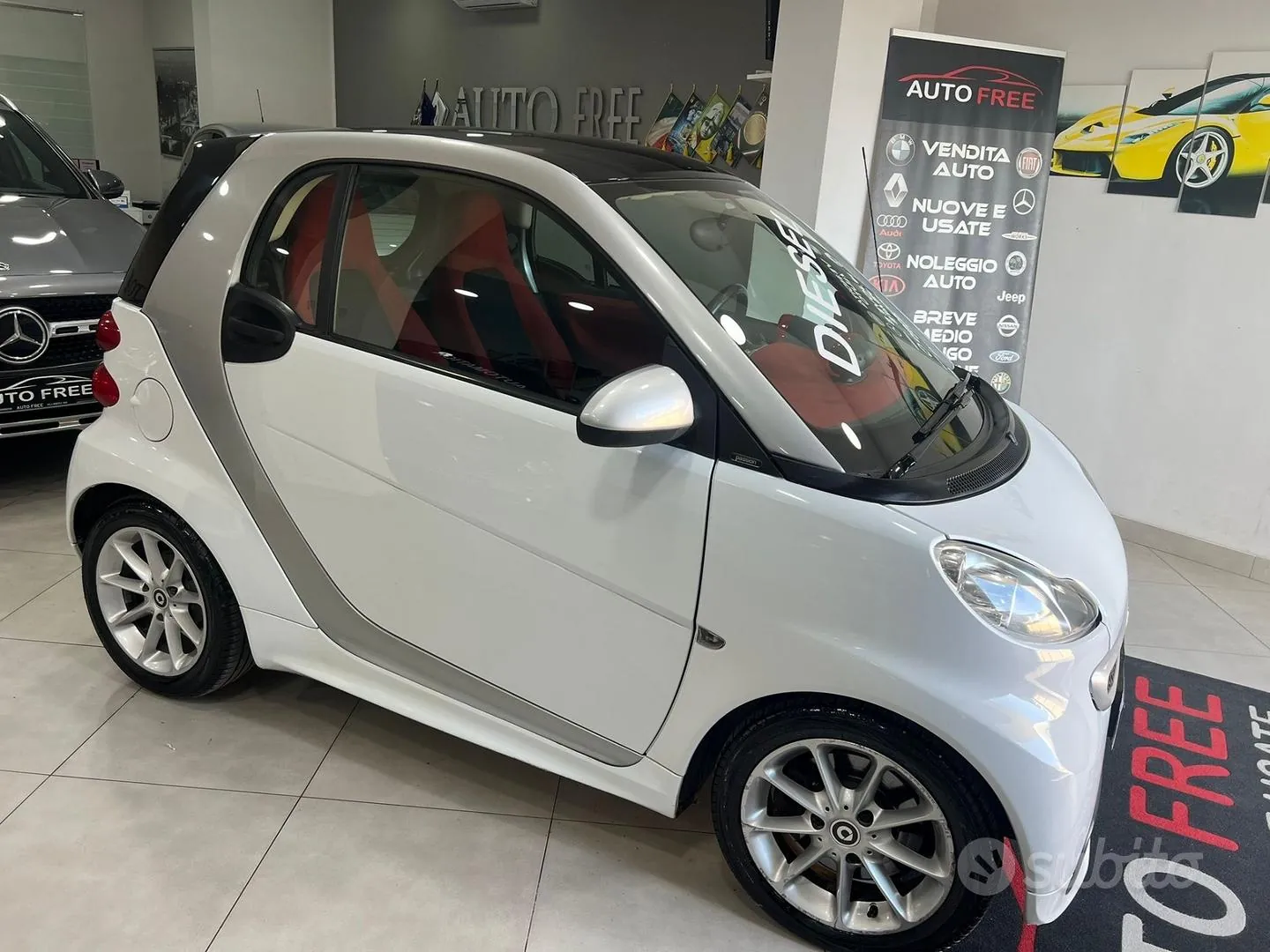 Smart Fortwo 2012 photo 4
