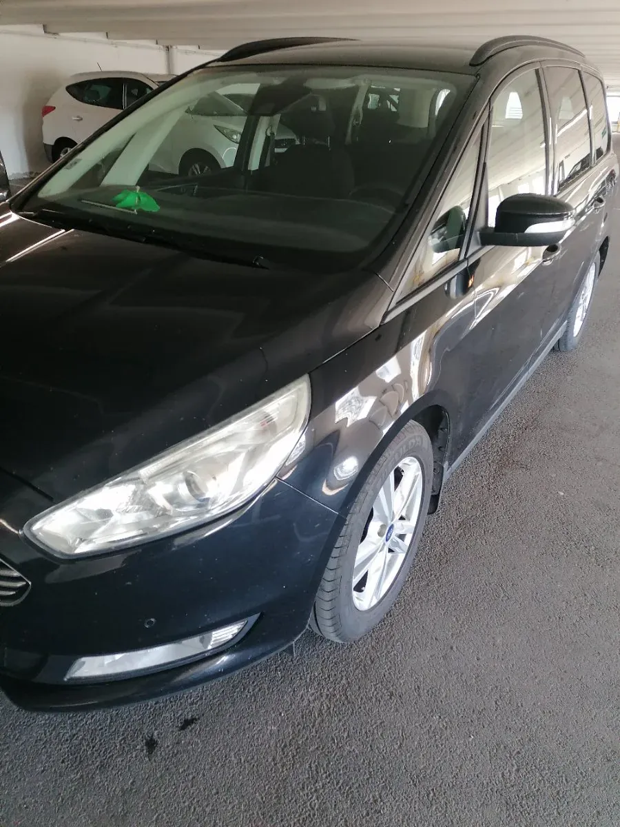 Ford Galaxy 2016 photo 2