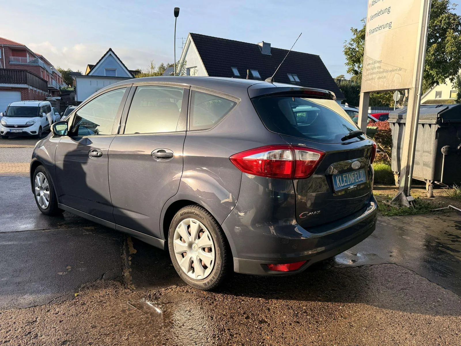 Ford C-Max 2011 photo 3