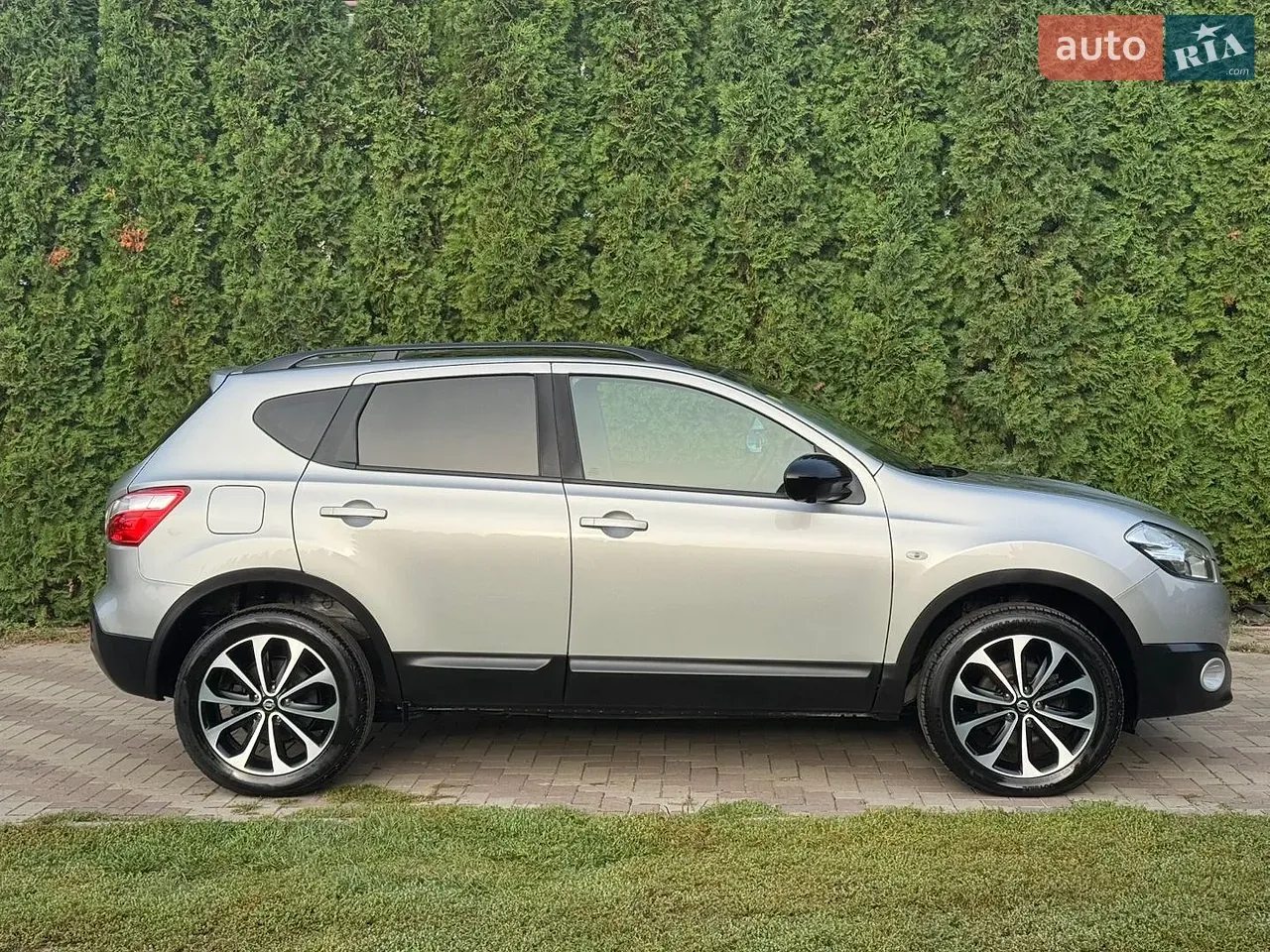 Nissan Qashqai 2013 photo 3