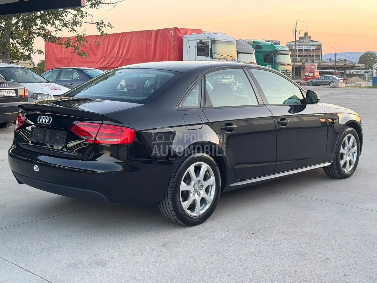 Audi A4 2009 photo 3