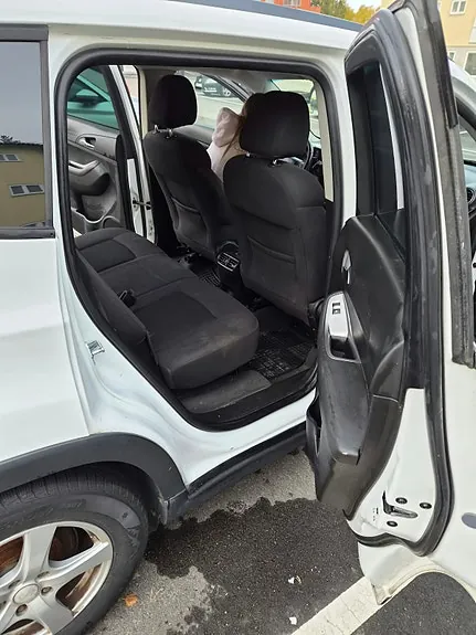 Chevrolet Orlando 2011 photo 3