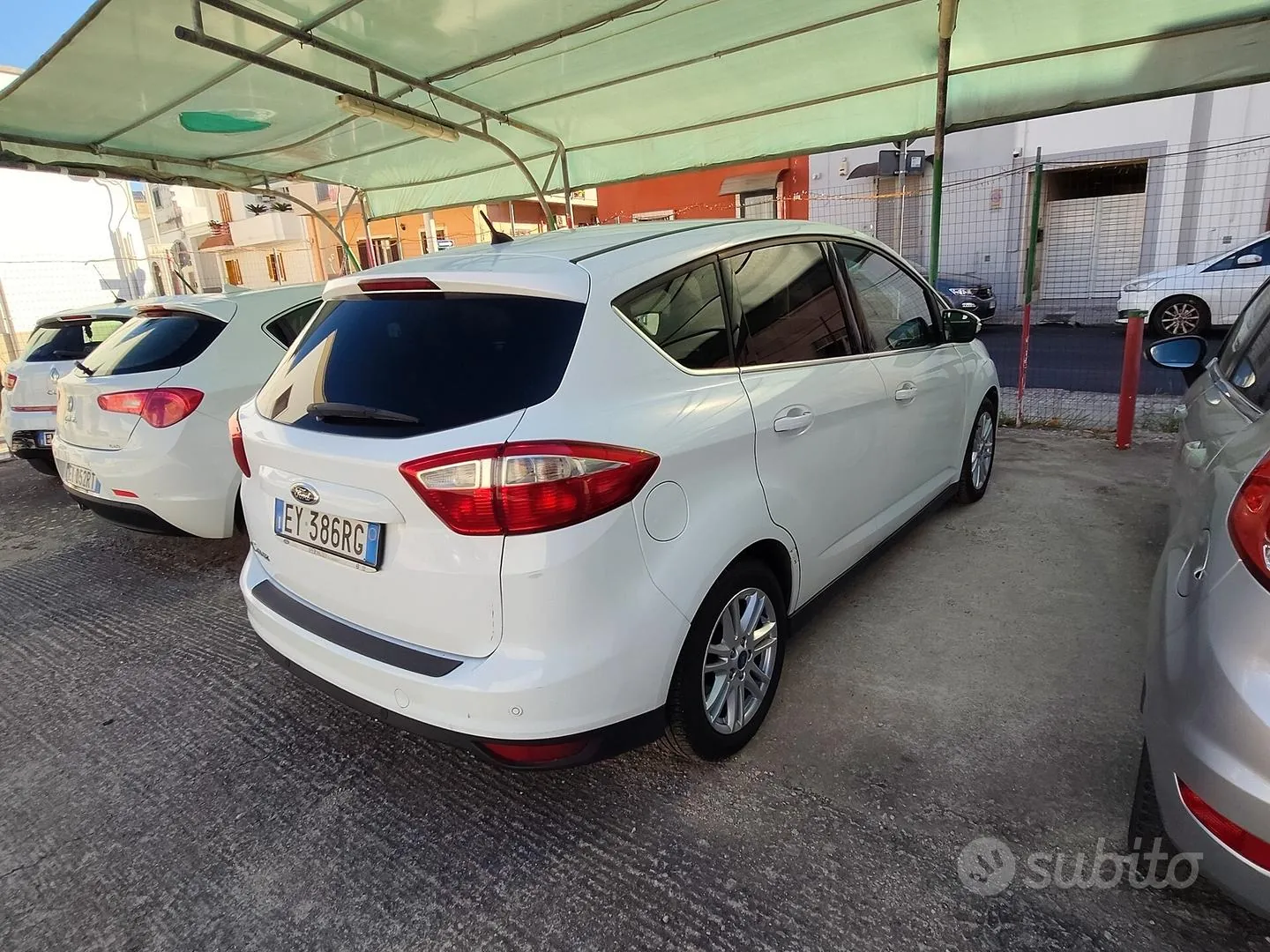 Ford C-Max 2015 photo 4