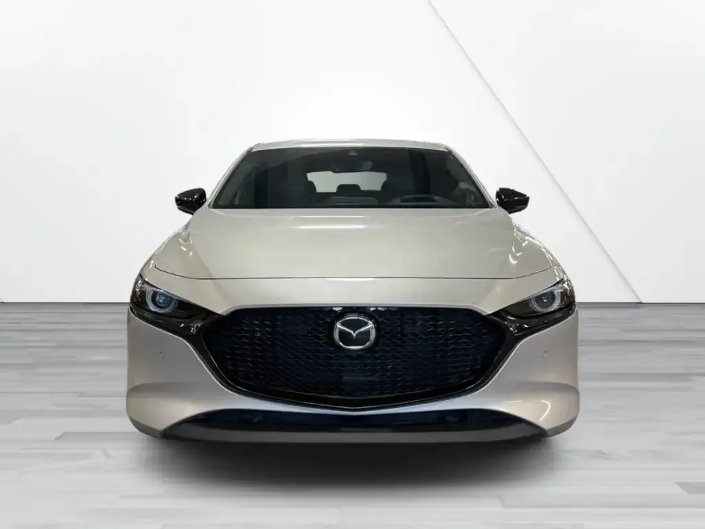 Mazda 3 2023 photo 2