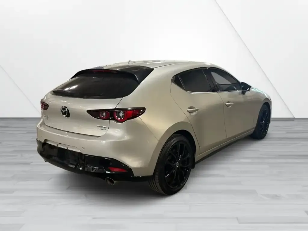 Mazda 3 2023 photo 5