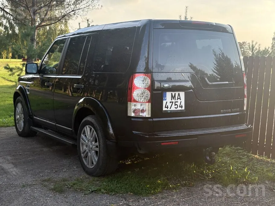 Land Rover Discovery 2011 photo 3