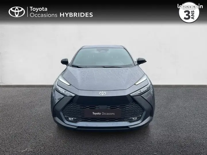 Toyota C-Hr 2025 photo 2