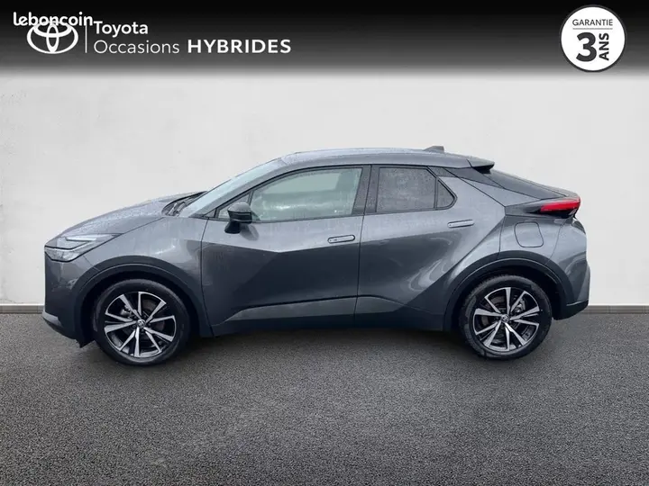 Toyota C-Hr 2025 photo 3
