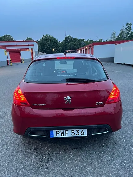 Peugeot 308 2011 photo 4