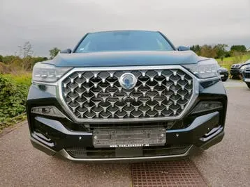 KG Mobility Rexton
