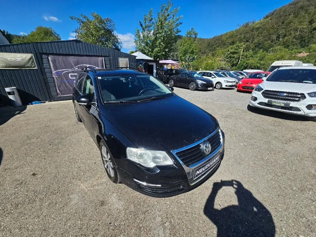 Volkswagen Passat 2010 photo 2