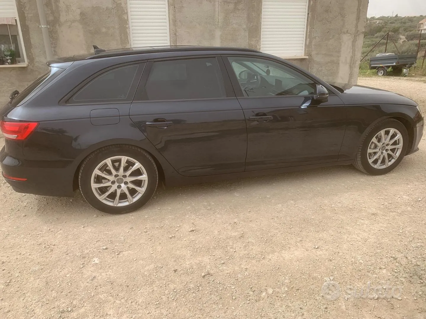 Audi A4 2016 photo 2