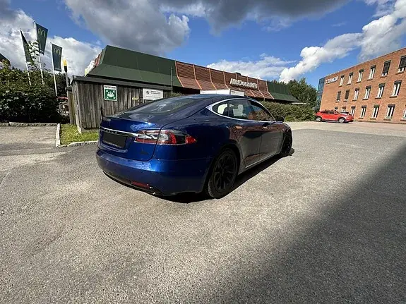 Tesla Model S 2018 photo 4