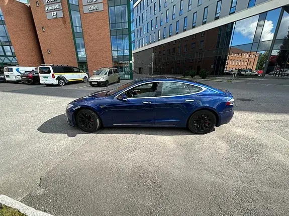 Tesla Model S 2018 photo 5