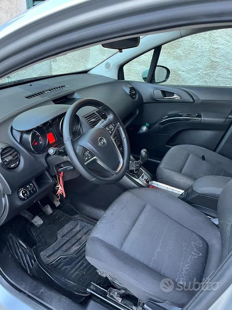 Opel Meriva 2013 photo 4
