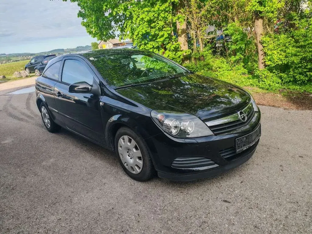 Opel Astra 2006 photo 2