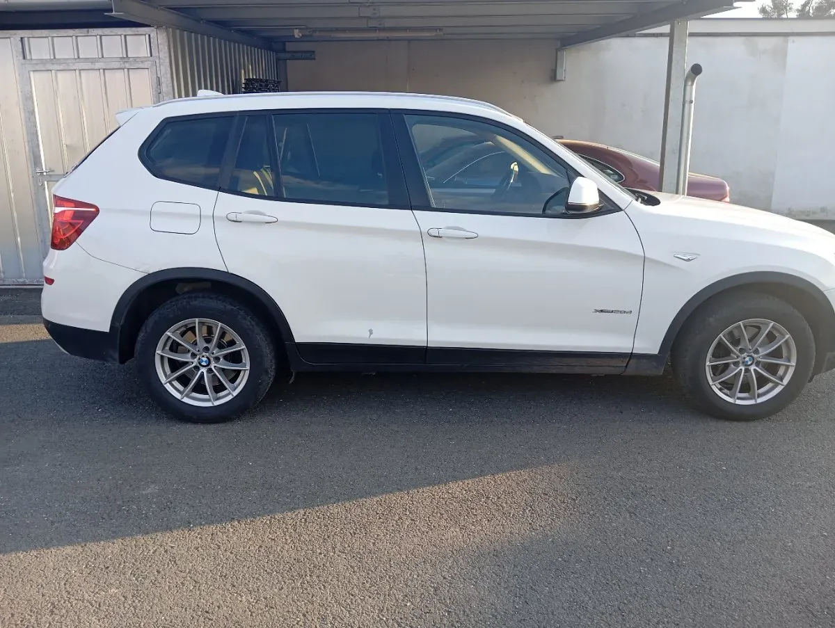 BMW X3 2015 photo 3