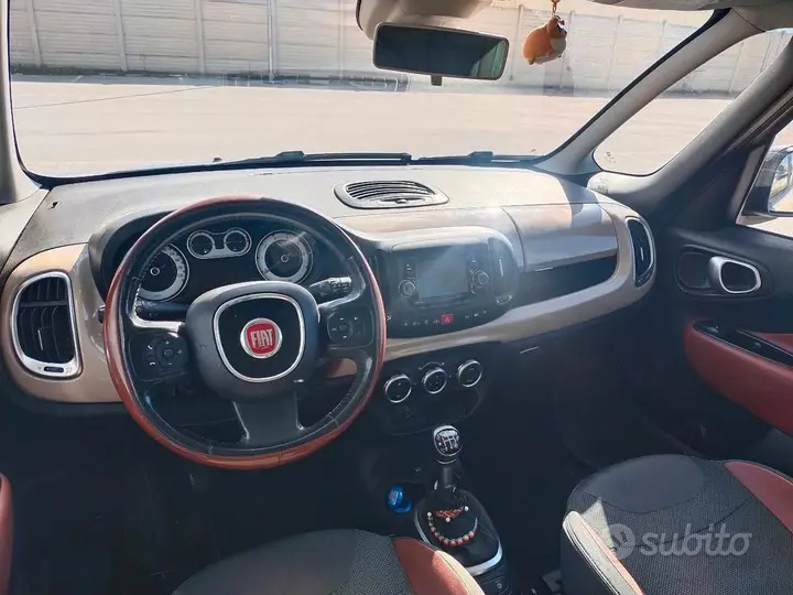 Fiat 500L 2014 photo 5