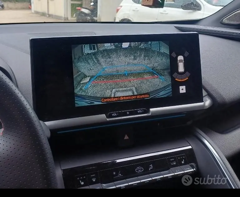 Toyota Chr 2024 photo 4