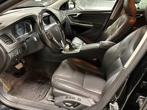 Volvo V60 Cross Country 2017 photo 4