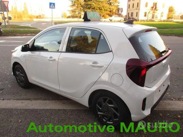 Kia Picanto 2024 photo 5