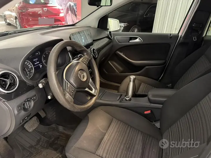 Mercedes-Benz B-Class 2013 photo 5