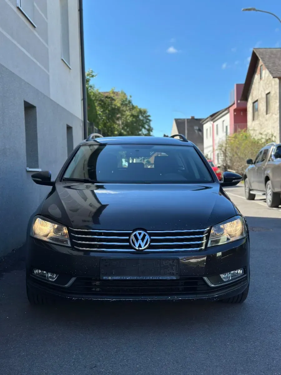 Volkswagen Passat 2011 photo 3
