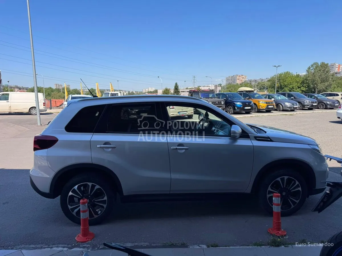 Suzuki Vitara 2024 photo 5