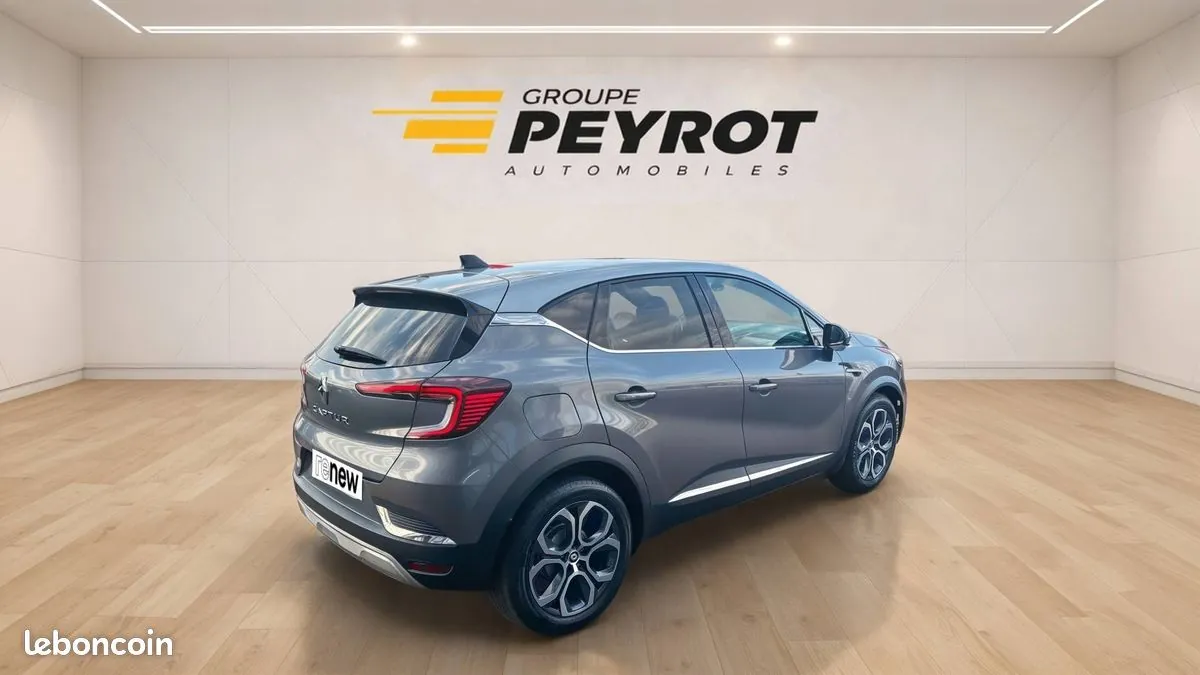 Renault Captur 2023 photo 5