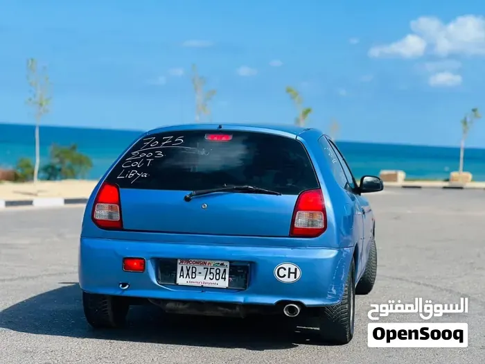 Mitsubishi Colt 2003 photo 2