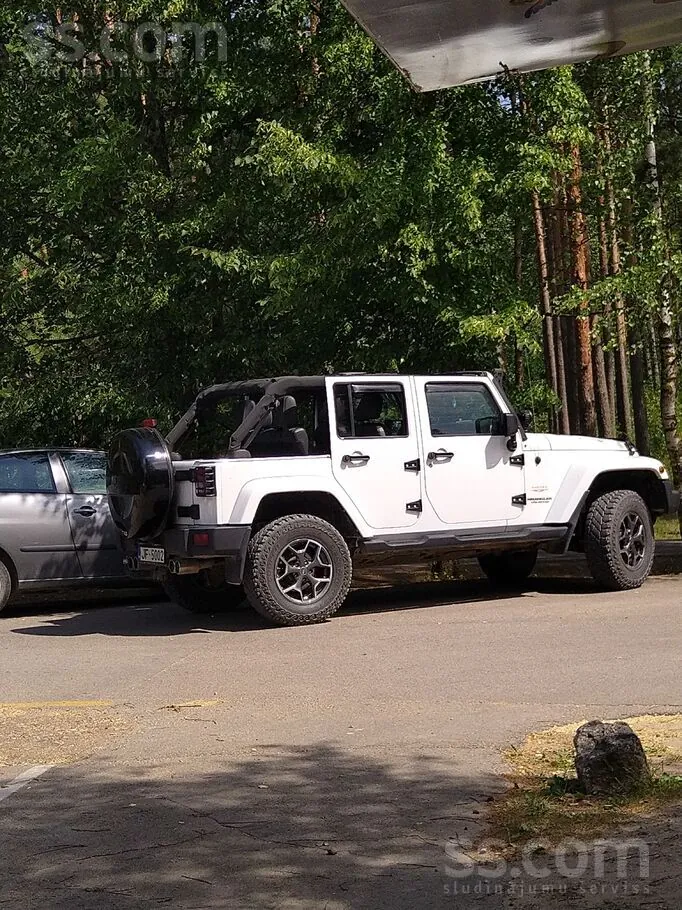 Jeep Wrangler 2013 photo 2