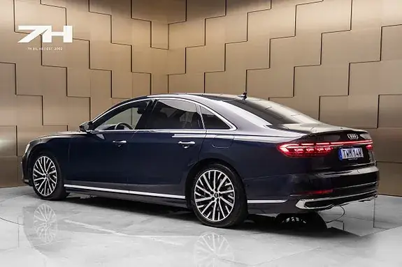Audi A8 2024 photo 3