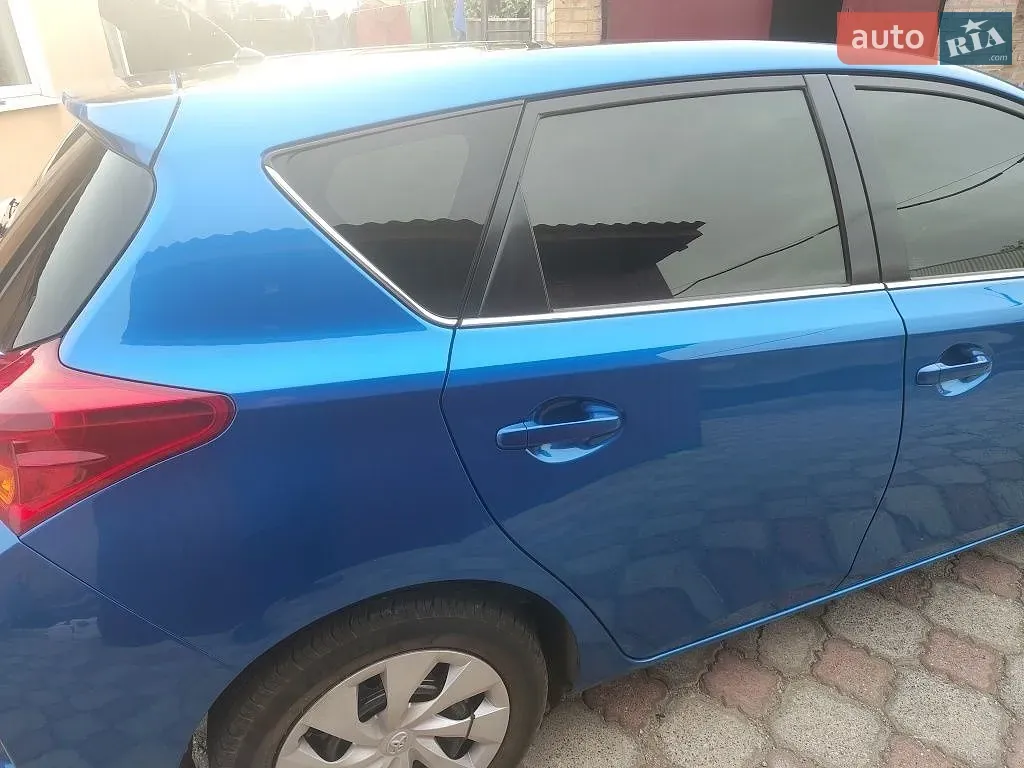 Toyota Auris 2013 photo 4